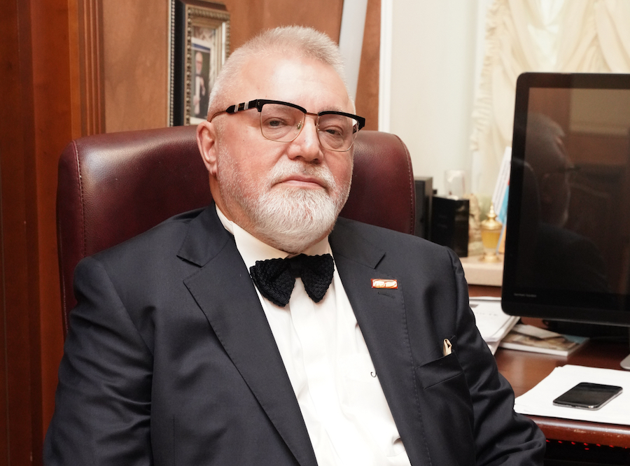 Макаров В. В. Психотерапевт, профессор